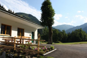 Отель Ferienhaus Radmer  Радмер